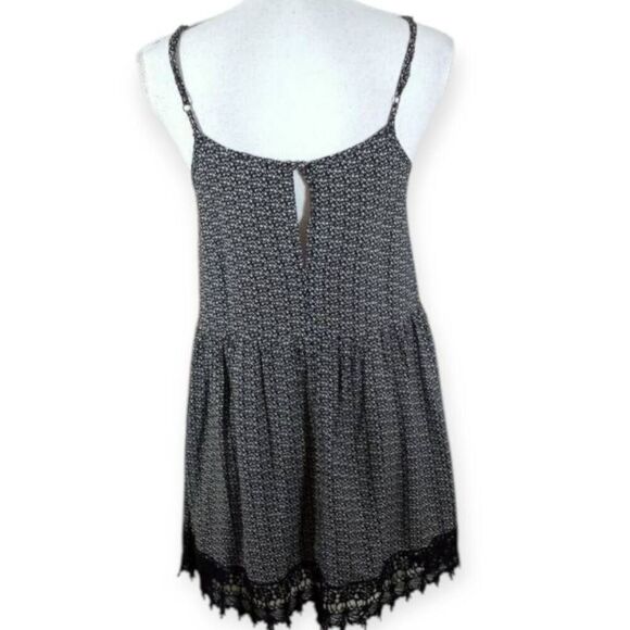 LOVE SADIE WHITE & BLACK TRAPEZE DRESS SZ.S EUC. - Picture 5 of 7